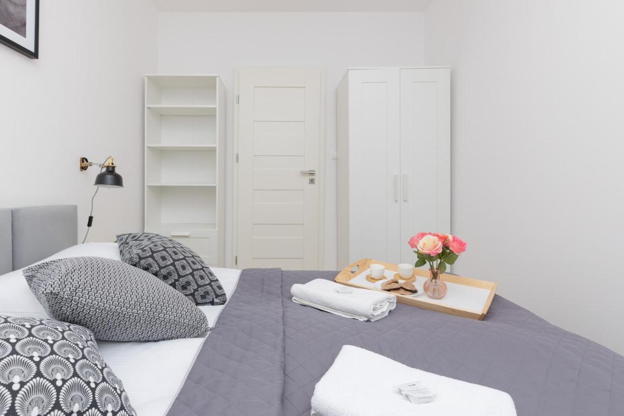 Warsaw Portofino Apartment By Noclegi Renters Exterior photo